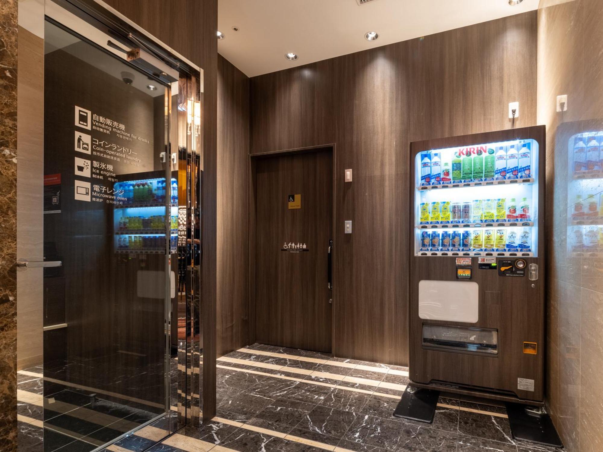 Apa Hotel Higashi Shinjuku Ekimae Tokyo Dış mekan fotoğraf